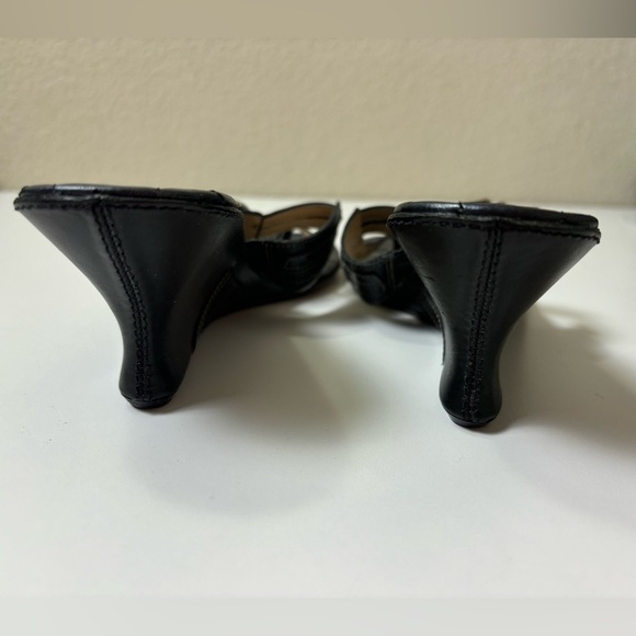 Cole Haan Buckle Strap Leather Wedge Flip Flop Style Sandals 8.5 - Picture 8 of 10